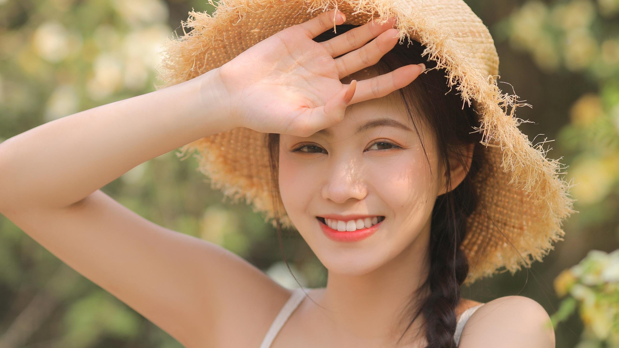 不容错过的本月足球热点新闻，足球报道热点