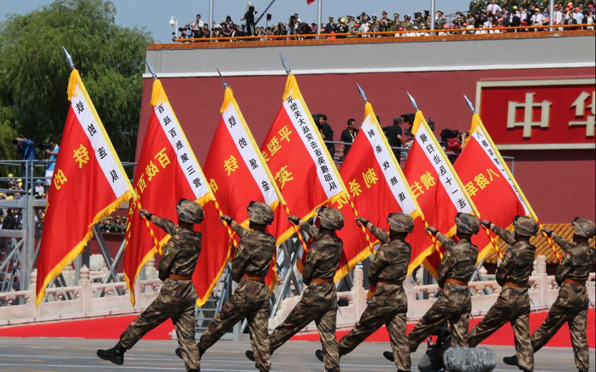 足球投资环境改善吸引更多民营资本，足球投资计划