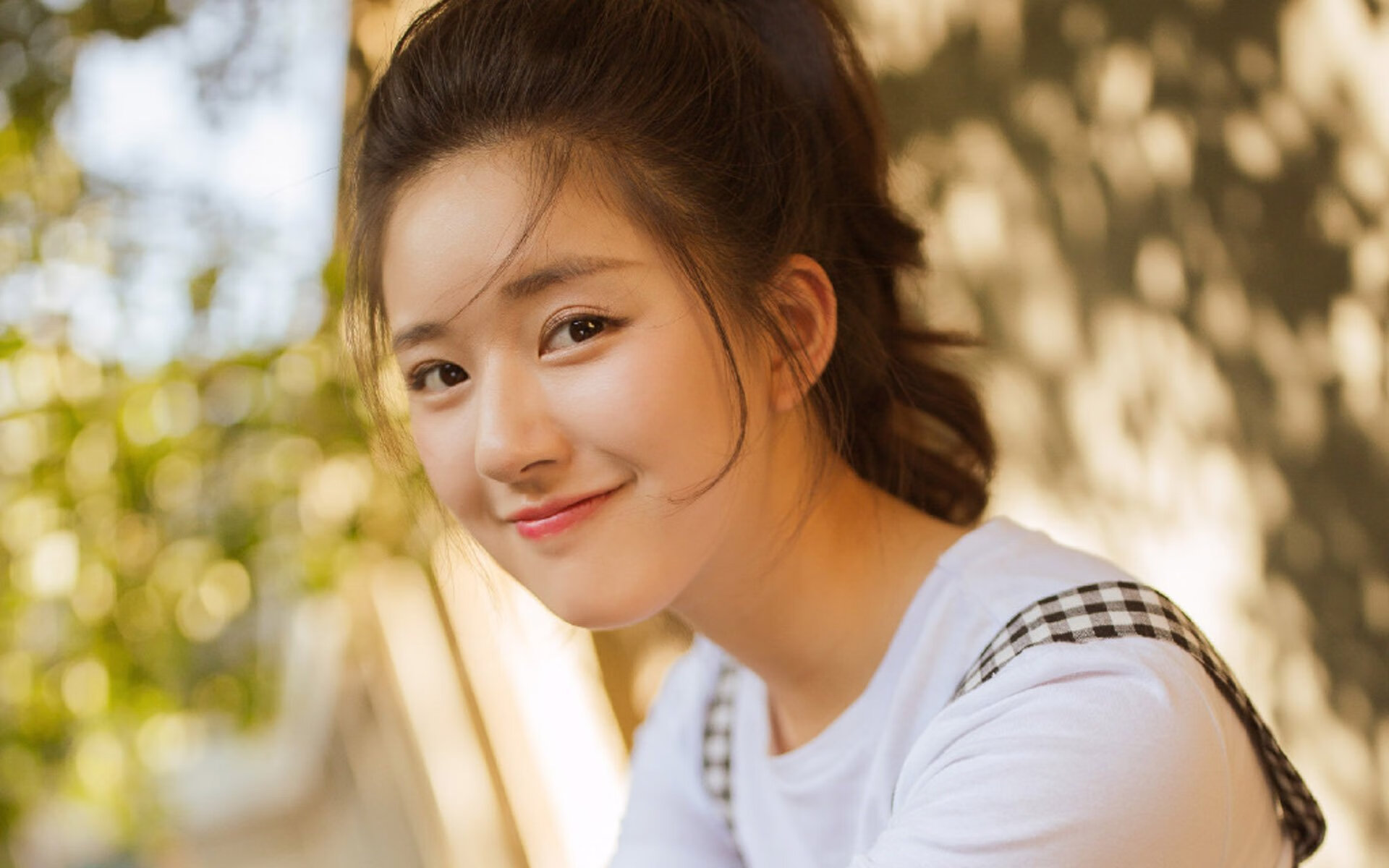 巴萨坚持高位压迫战术收效明显,巴萨经典战术