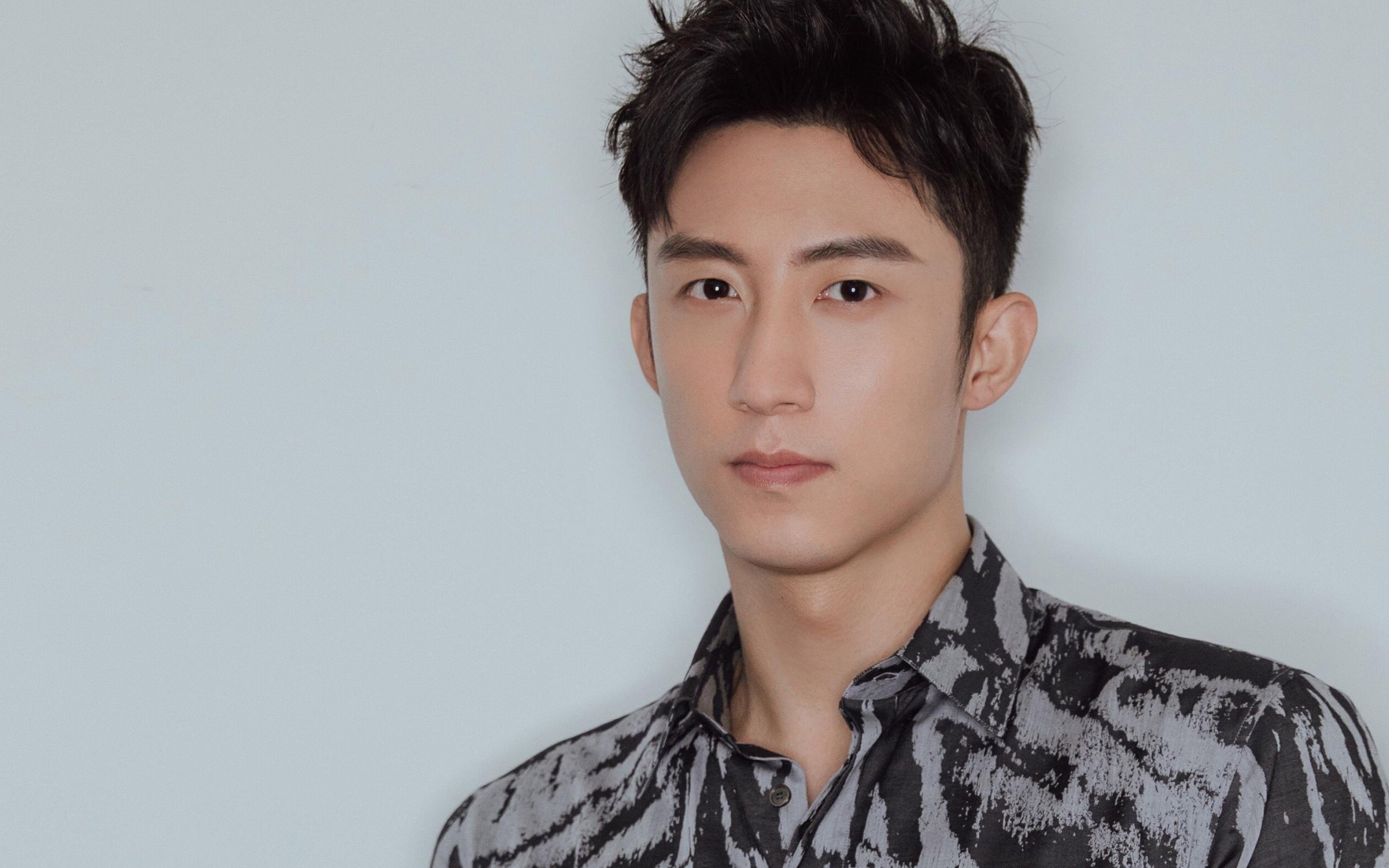 爱游戏电竞官网-欧洲杯变阵出奇：战术创新引领足球新风潮！，欧洲杯详解